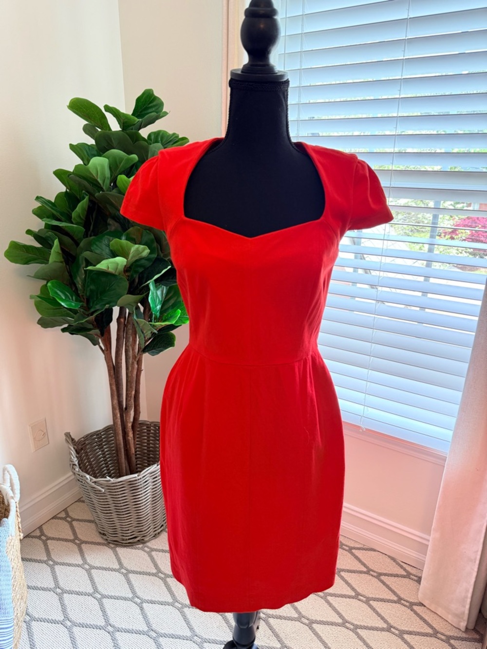 Banana Republic Red Sweetheart Neck Cap-Sleeve Mini Dress